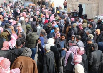 “لعنة” واحدة تجمع السوريين في ثلاث مناطق