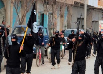 هل يُشكّل هجوم “داعش” على سجن في الحسكة مؤشراً إلى عودته؟