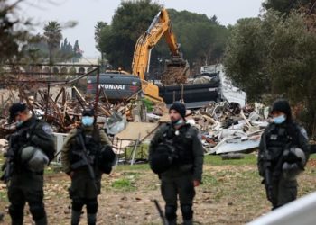 دعوات لمواجهة قرارات الهدم وانتشار للاحتلال بالشيخ جراح