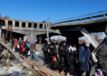 القوى الكبرى تتزاحم لأداء دور في الأزمة الأوكرانية لكن لا “معجزة” في الأفق