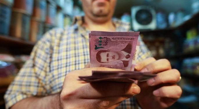 توقعات بهبوط عنيف لليرة السورية بسبب الحرب الروسية