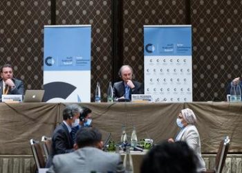 حراكان متوازيان في ذكرى انطلاقة الثورة