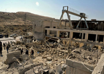 هجوم إسرائيلي على سورية وإحباط محاولة نقل أسلحة إلى غزة غانتس: سنواصل تدفيع إيران ثمناً مؤلماً