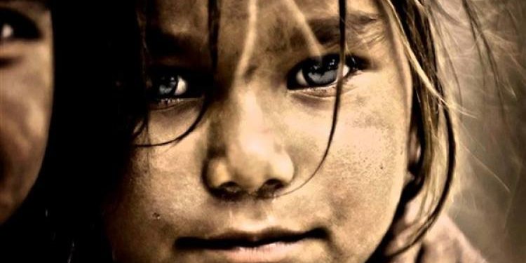 اليُتم الأكبر