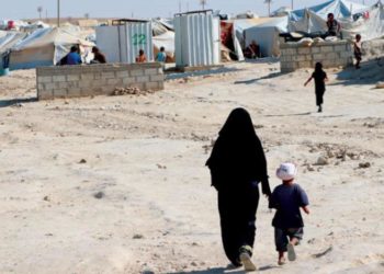 «الإدارة الذاتية» سلّمت 65 طفلاً لوفود أجنبية منذ بداية العام الجاري منظمات دولية تدعو لإجلاء الأطفال الأجانب من المخيمات السورية