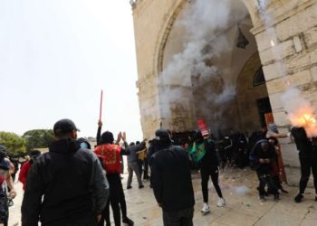 عائدون من النسيان