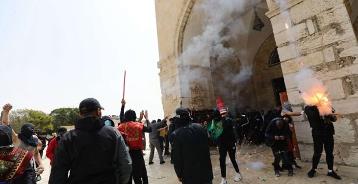 عائدون من النسيان