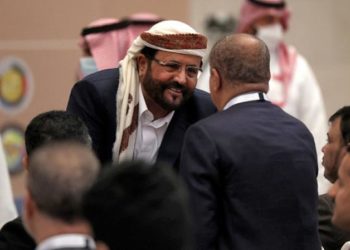 مجلس رئاسي إجباري في اليمن: السعودية والإمارات تتقاسمان “الشرعية”