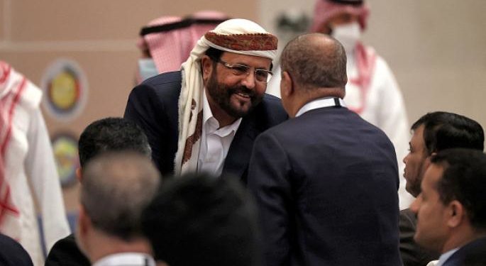 مجلس رئاسي إجباري في اليمن: السعودية والإمارات تتقاسمان “الشرعية”