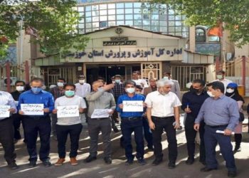 هكذا ينقذ الأحوازيون أبناءهم المحكومين بالإعدام