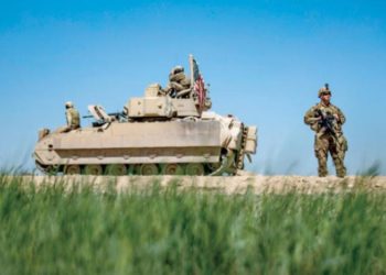 الأميركي في قاعدة التنف عين على الروس  وأخرى على الإيرانيين