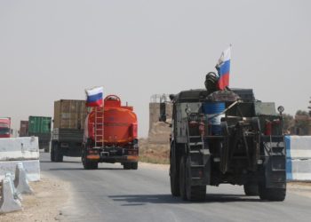 روسيا ترسل شحنات أسلحة إلى مليشياتها في البادية السورية