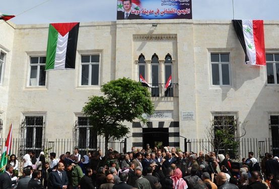 لماذا يتعمّد النظام السوري إخفاء المعلومات عن المعتقلين المفرج عنهم؟