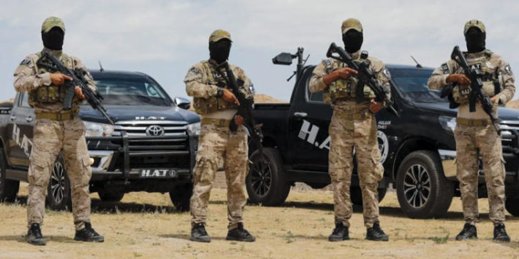 «قسد» تنفي و«المرصد» يؤكد هروب «دواعش» من سجن الرقة