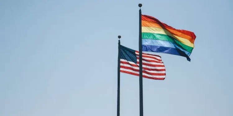 مجتمع الميم : الكويت تستدعي القائم بأعمال السفارة الأمريكية احتجاجا على تغريدة