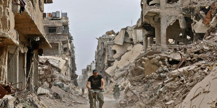 إلى “فرع فلسطين” من جديد.. لماذا يمنع النظام السوري دخول الفلسطينيين؟