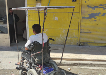 بالإرادة والتحدي: شاب سوري ينتصر على الإعاقة