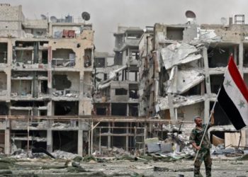 عائلات فلسطينية تغادر مناطق سيطرة النظام السوري باتجاه الشمال