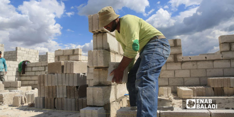 على أرض مَن تنفذ المشاريع التركية شمالي سورية