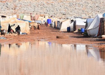 قرى من قماش (مخيمات)