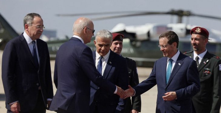 مراقبون إسرائيليون يحذّرون من تغييب القضية الفلسطينية وينتقدون ضعف ورياء بايدن