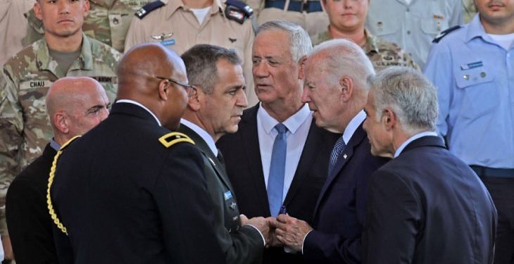 ملاحظتان عن زيارة بايدن