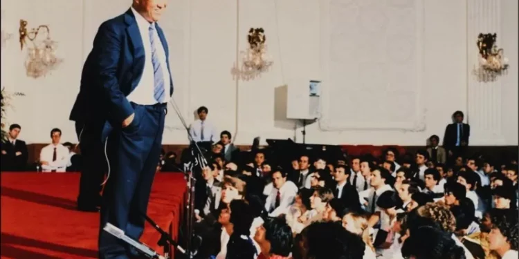 ما هي “كنيسة التوحيد”؟ وما علاقتها باغتيال شينزو آبي؟