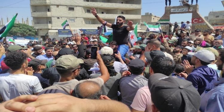 جرابلس: الشرطة تعتقل متظاهرين ضد تصريحات أوغلو..