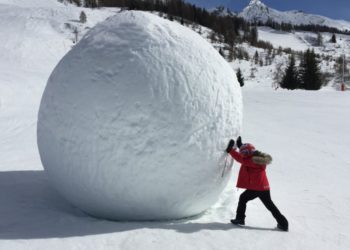 كرة الثلج من يوقفها؟