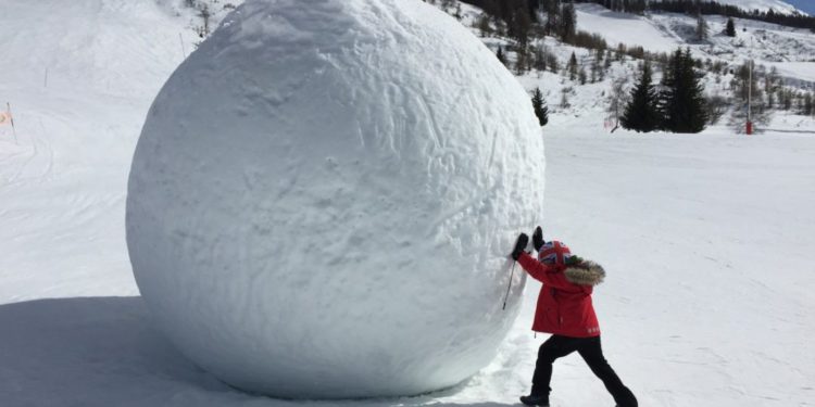 كرة الثلج من يوقفها؟