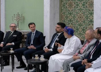 ملحمة رشاد أبو شاور في قلب العروبة الأسدي