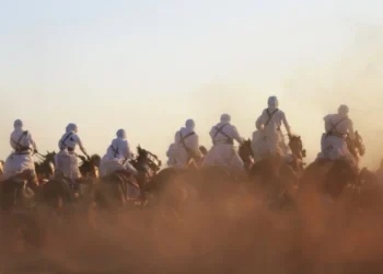 ما لا يمكن تصديقه عقلياً وواقعياً في السرديات الساذجة للمؤرخين الإسلاميين