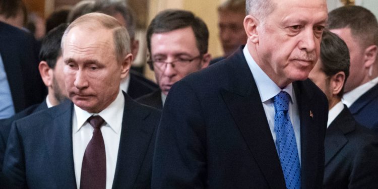 ميدل إيست آي: لا تتوقعوا تطبيع العلاقات بين تركيا وسوريا في أي وقت قريب