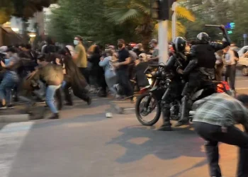 الأمم المتحدة ومنظمات غير حكومية تعبّر عن قلقها إزاء قمع التظاهرات العنيف  في إيران