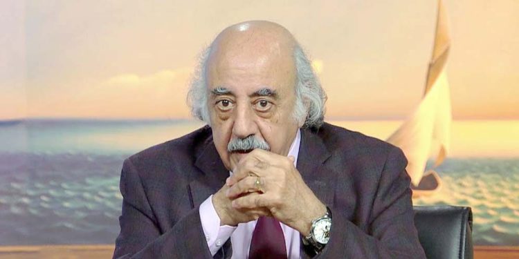 الإنسان العربي يحتاج إلى هزيمة أحلامه القديمة