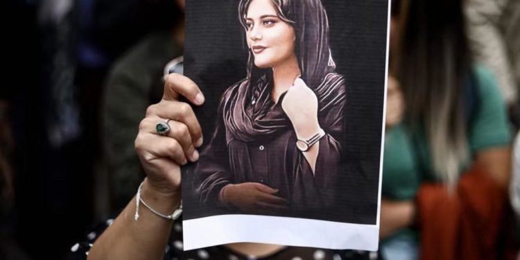 شيء استثنائي يحدث في إيران