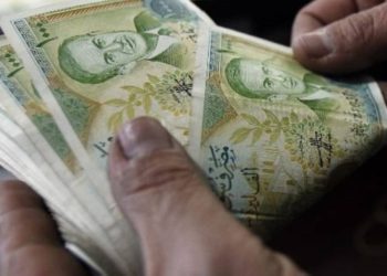 أدنى مستوى منذ 2011 لليرة السورية مقابل الدولار