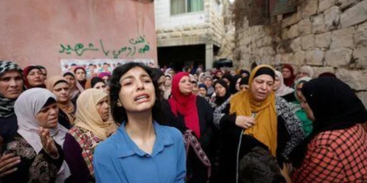 اشتباكات دامية بالضفة الغربية وهجوم بالرصاص في القدس