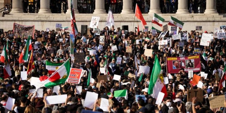 الانتفاضة الإيرانية ومستقبل النظام