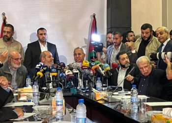 حماس” تفتح صفحة جديدة مع دمشق.. مكاسب محدودة للطرفين؟