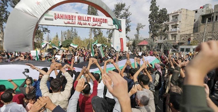 سورية:هيئة «تحرير الشام» تعتمد لعبة «القط والفأر» في الحفاظ على وجودها في عفرين