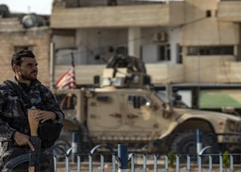 “قسد” تفرض حظراً للتجول بريف دير الزور الغربي رداً على الاحتجاجات