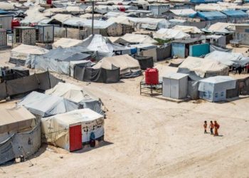 سورية: منظمات دولية ومحلية تعلّق عملها في مخيم الهول بالحسكة بسبب التصعيد العسكري