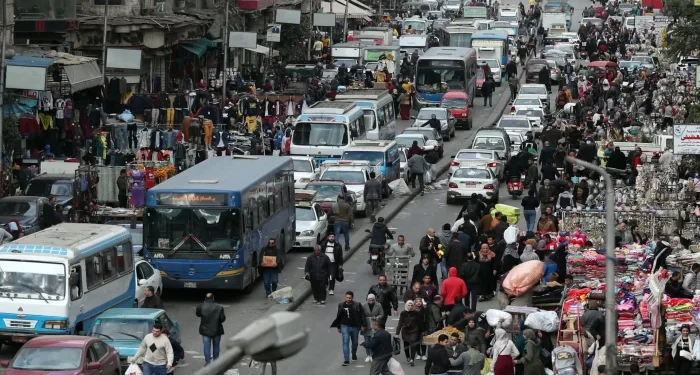 فورين بوليسي: لماذا تدهور الاقتصاد المصري بهذه الوتيرة السريعة؟