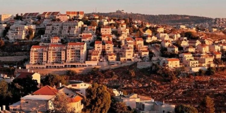 مخطط شرعنة البؤر الاستيطانية ومصادرة الأراضي الفلسطينية