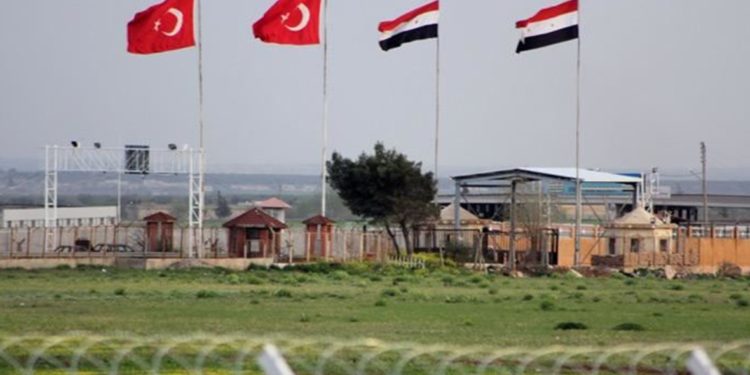 أول لقاء وزاري سوري – تركي بعد قطيعة 11 عاماً حل وسط يرضي أنقرة ويكسب دمشق الوقت