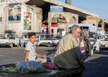 إفقار الطبقة الوسطى والقضاء على الفقراء.. كيف تشكلت منظومة الفساد في سورية؟