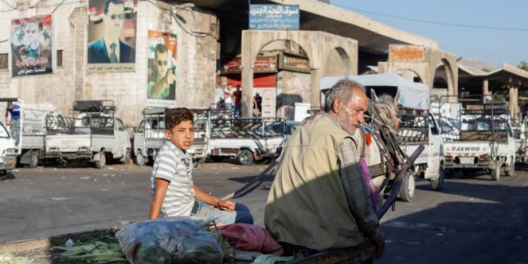 إفقار الطبقة الوسطى والقضاء على الفقراء.. كيف تشكلت منظومة الفساد في سورية؟