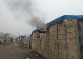 مع اشتداد البرد ترتفع نسب التلوث في المخيمات