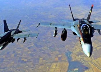 غارات تستهدف شاحنات إيرانية في شرق سورية آتية من العراق